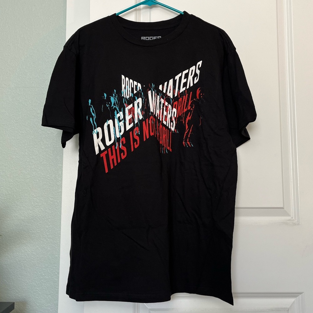 NWOT! Roger Waters 'This Is Not A Drill' Black Graphic Tee